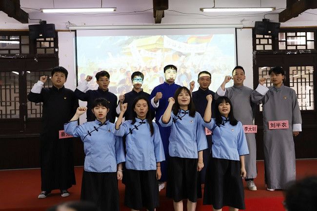 情景剧剧照（修图）.jpg