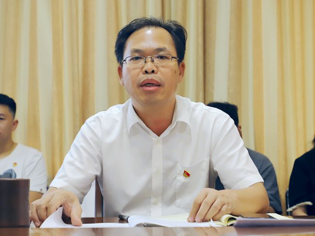 陈祖训讲话_谭龙摄（修图.jpg