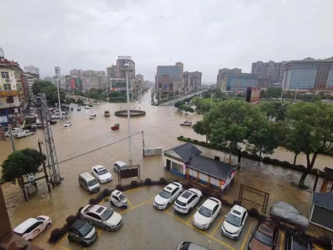 暴雨后的富川县。谭山泉 摄（修图）.jpg